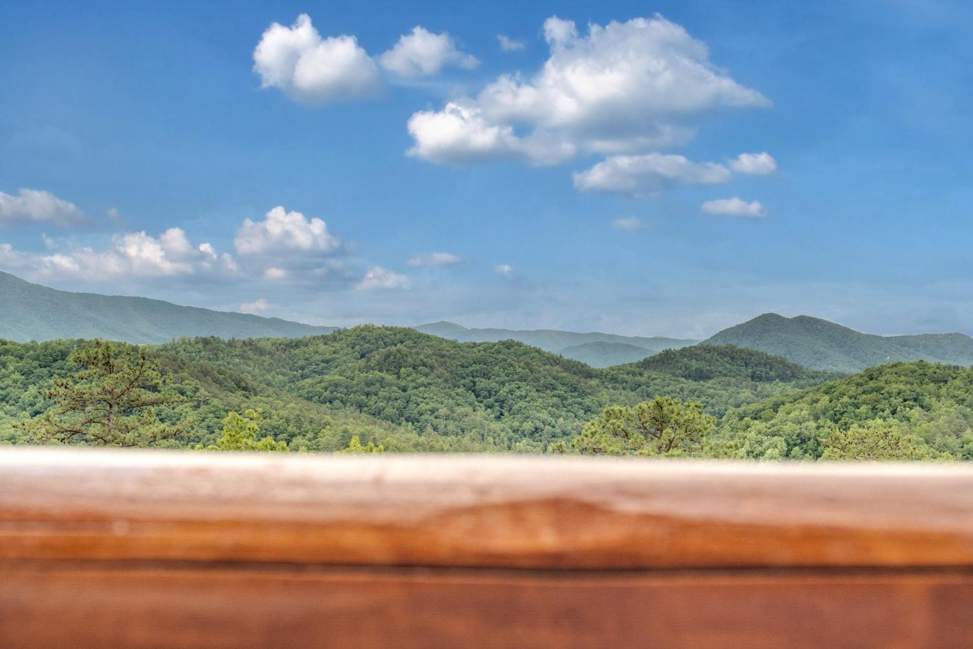Endless View- Amazing Panoramic Mountain Views, Pool Access, Free Area Attraction Tickets Villa Sevierville Exteriör bild